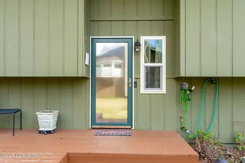 Exterior - 17529 Kantishna Dr, Eagle River, AK 99577 photo 7 of 17