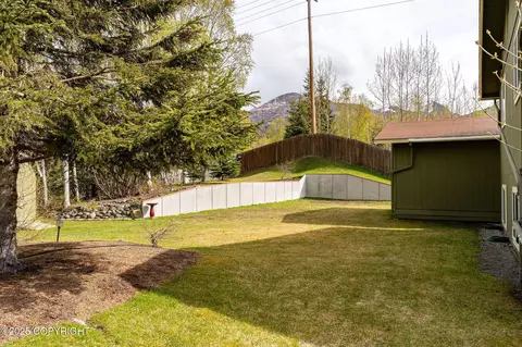 Exterior - 17529 Kantishna Dr, Eagle River, AK 99577 photo 8 of 17