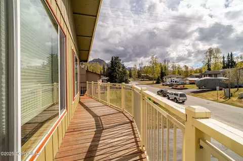Exterior - 17529 Kantishna Dr, Eagle River, AK 99577 photo 5 of 17