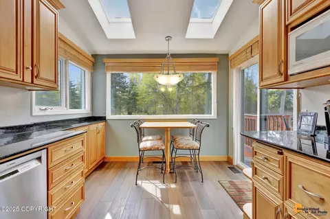Kitchen - 4400 E 135th Ave, Anchorage, AK 99516 photo 3 of 6