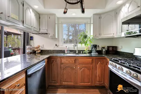 Kitchen - 9930 Annette Cir, Eagle River, AK 99577 photo 2 of 4