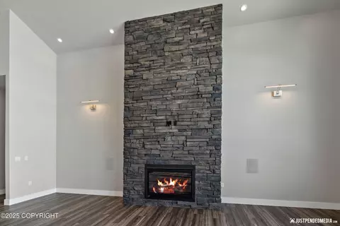 Living - 21503 Alderleaf Ct, Chugiak, AK 99567 photo 2 of 2