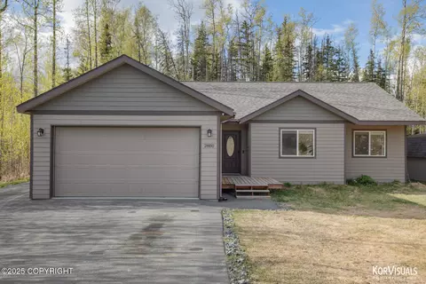 2880 N Garnet Ln, Wasilla, AK 99654