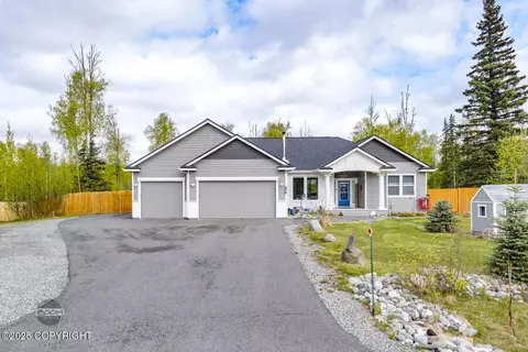 2611 W Angela Dr, Wasilla, AK 99654