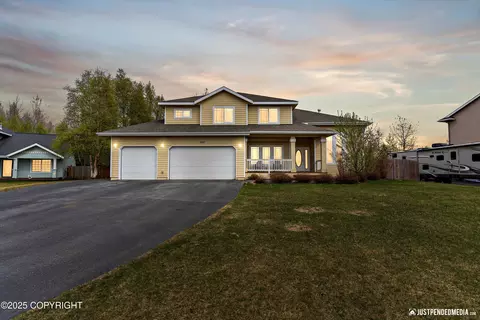 1855 S Bronco Cir, Wasilla, AK 99654