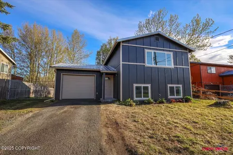 628 Eklutna Ave, Palmer, AK 99645