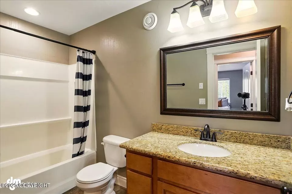 Bath - 2228 W Kathy Cir, Wasilla, AK 99654 photo 7 of 9