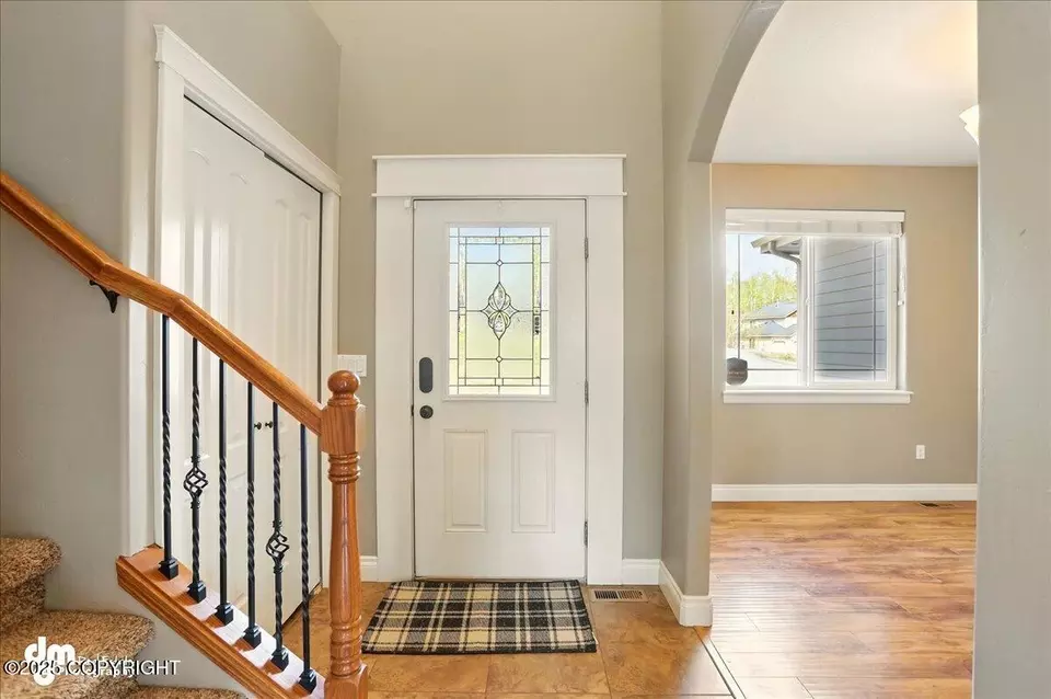 Entry Way - 2228 W Kathy Cir, Wasilla, AK 99654 photo 1 of 10