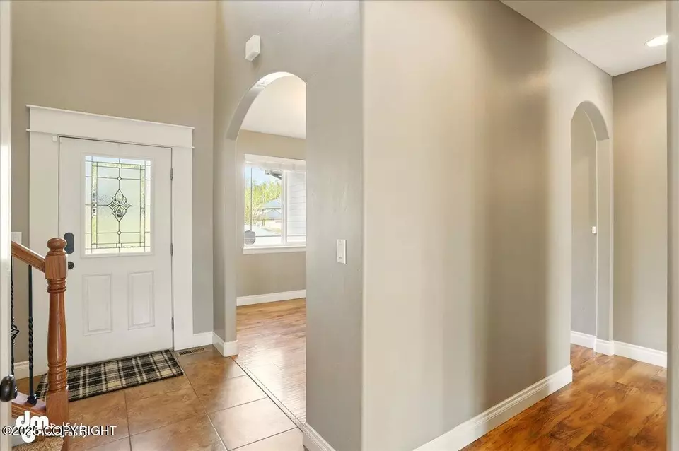 Entry Way - 2228 W Kathy Cir, Wasilla, AK 99654 photo 2 of 10