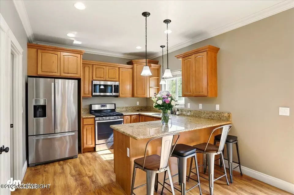 Kitchen - 2228 W Kathy Cir, Wasilla, AK 99654 photo 4 of 6