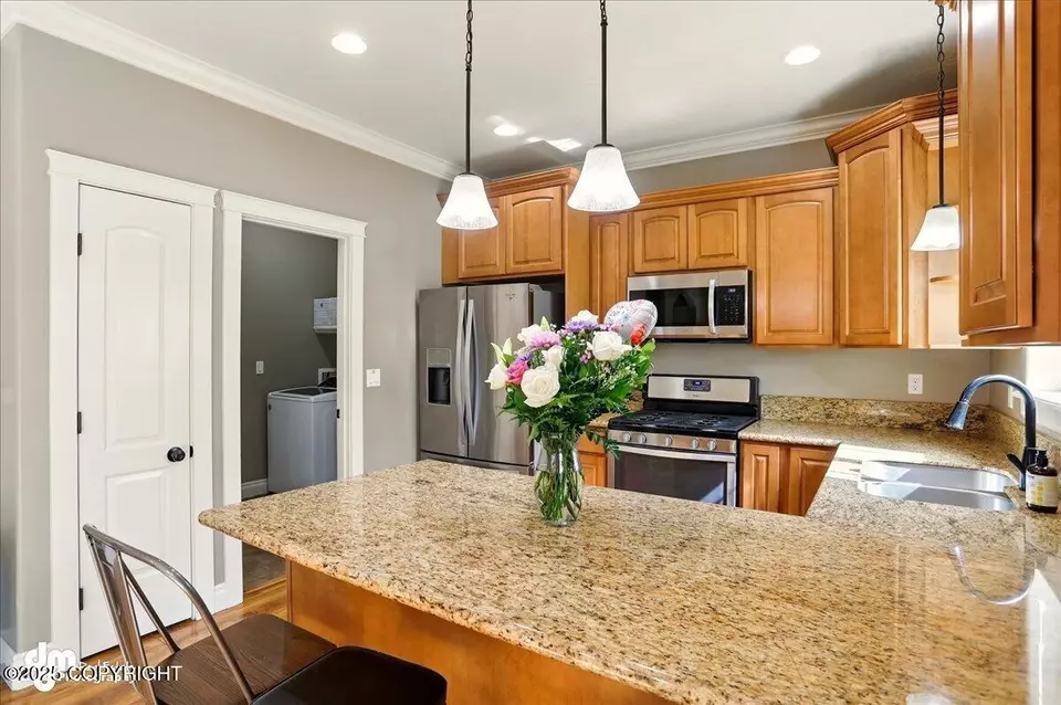 Kitchen - 2228 W Kathy Cir, Wasilla, AK 99654 photo 6 of 6