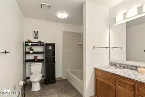 Bath - 17537 Teklanika Dr, Eagle River, AK 99577 photo 2 of 3