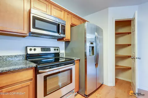 Kitchen - 7282 Chugach Meadows Loop, Anchorage, AK 99507 photo 3 of 4