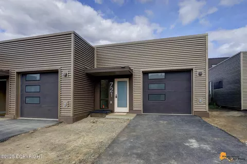 721 Station Ln # A5, Anchorage, AK 99501