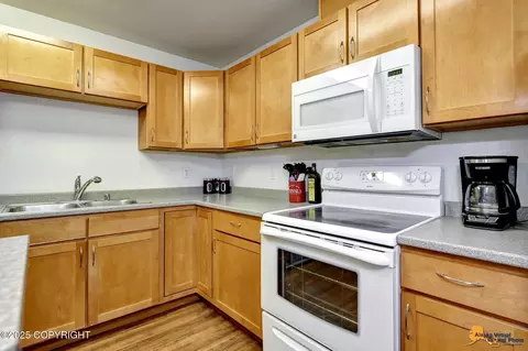 3929 E Turnagain Blvd # 2, Anchorage, AK 99517 photo 10