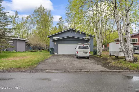 5111 Hatcher Cir, Anchorage, AK 99508
