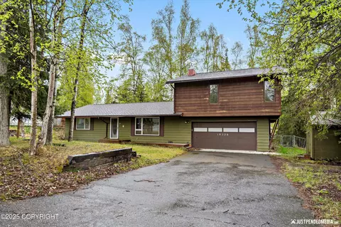 18226 Meadow Creek Dr, Eagle River, AK 99577