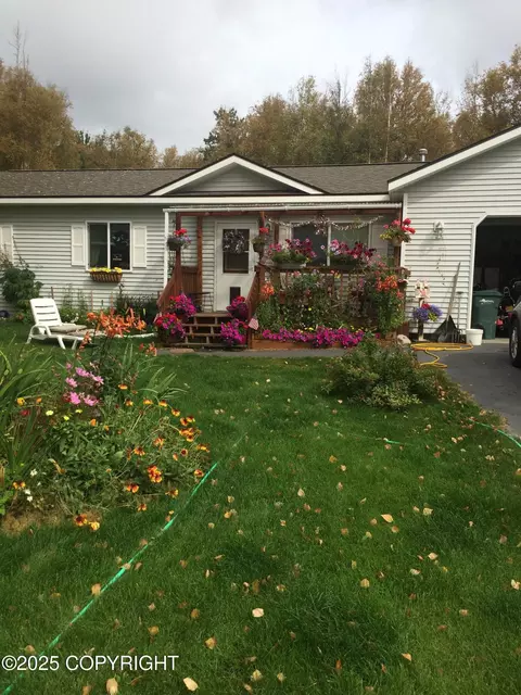 5393 E Kanoa Cir, Wasilla, AK 99654