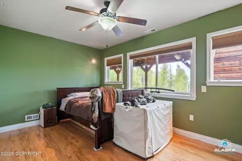 Bedroom - 17765 Almdale Ave, Eagle River, AK 99577 photo 4 of 4