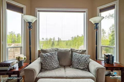 Living - 17765 Almdale Ave, Eagle River, AK 99577 photo 2 of 3