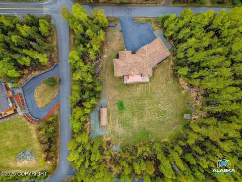 View/Area - 17765 Almdale Ave, Eagle River, AK 99577 photo 4 of 5