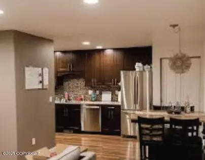 8530 Golden St, Anchorage, AK 99502