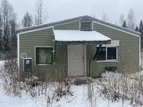 8160 W Misty Lake Rd, Wasilla, AK 99623