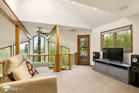 Living - 7900 Sitzmark Cir, Anchorage, AK 99507 photo 4 of 4