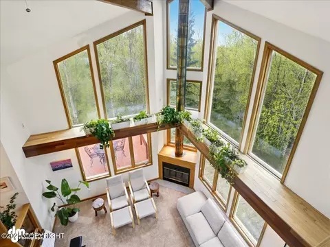 Living - 7900 Sitzmark Cir, Anchorage, AK 99507 photo 3 of 4