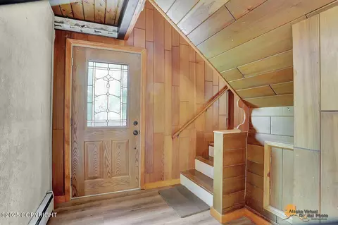 Entry Way - 20811 Eagle River Rd, Eagle River, AK 99577 photo 4 of 5