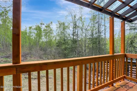 Exterior - 20811 Eagle River Rd, Eagle River, AK 99577 photo 5 of 9