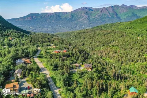 4729 Birdsong Dr, Eagle River, AK 99577