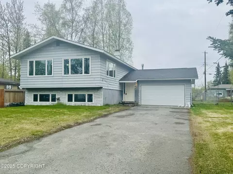5641 College Dr, Anchorage, AK 99504