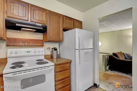 1115 N Leatherleaf Loop, Wasilla, AK 99654 photo 8