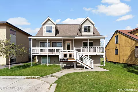 Exterior - 437 E 14th Ave, Anchorage, AK 99501 photo 2 of 4
