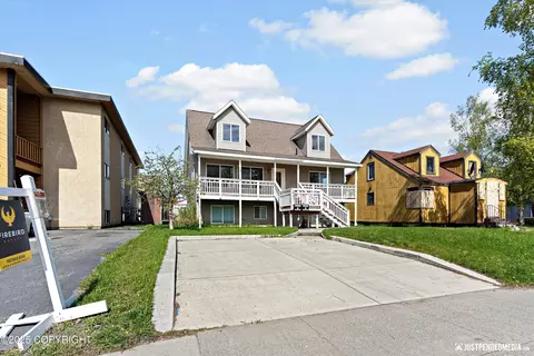 Exterior - 437 E 14th Ave, Anchorage, AK 99501 photo 3 of 4