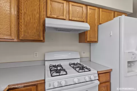 Kitchen - 437 E 14th Ave, Anchorage, AK 99501 photo 7 of 7