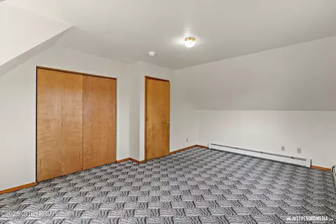 Bedroom - 437 E 14th Ave, Anchorage, AK 99501 photo 7 of 7