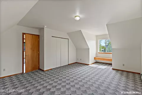 Bedroom - 437 E 14th Ave, Anchorage, AK 99501 photo 5 of 7