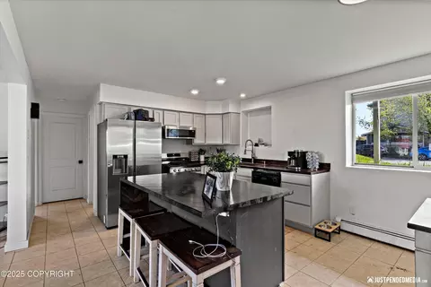 Kitchen - 437 E 14th Ave, Anchorage, AK 99501 photo 2 of 7