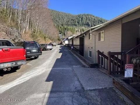 3220 Timberline Ct # 206, Ketchikan, AK 99901
