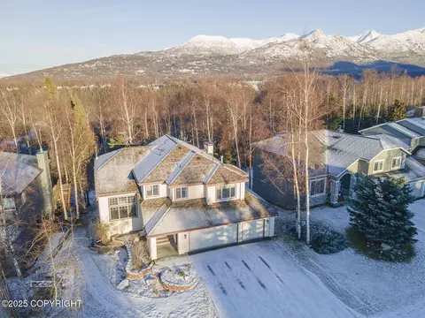 16927 Yellowstone Dr, Eagle River, AK 99577