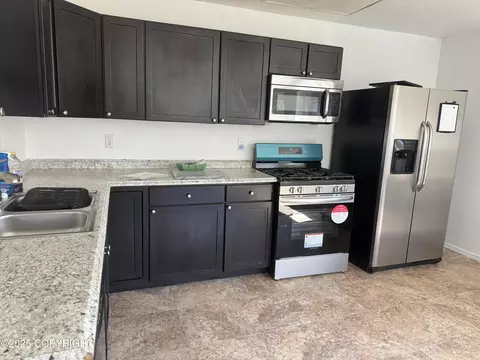 5412 E 22nd Ave, Anchorage, AK 99508 photo 1