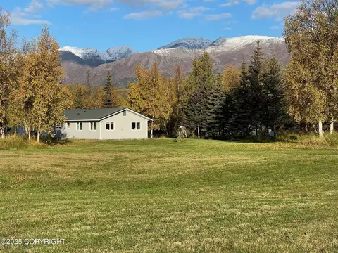 10742 N 58 Mile Rd, Sutton, AK 99674