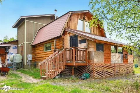 21475 Kings River Dr, Sutton, AK 99674 photo 2