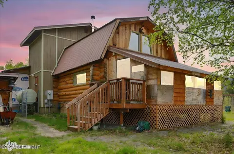 21475 Kings River Dr, Sutton, AK 99674