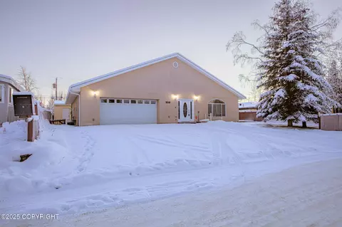 8330 E 5th Ave, Anchorage, AK 99504