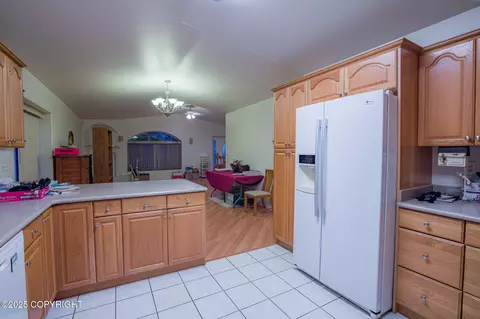 Kitchen - 8330 E 5th Ave, Anchorage, AK 99504 photo 2 of 3