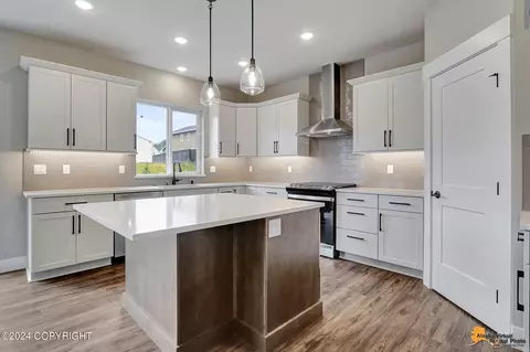 8779 Chalk Hill Loop, Anchorage, AK 99502 photo 12