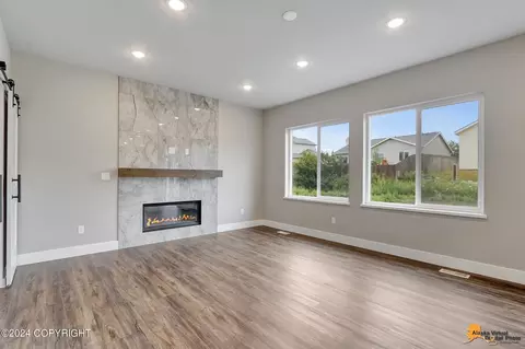 8779 Chalk Hill Loop, Anchorage, AK 99502 photo 10